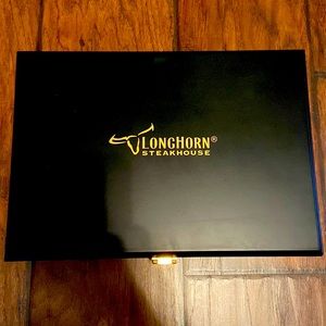 Set of 4 Longhorn steak knives